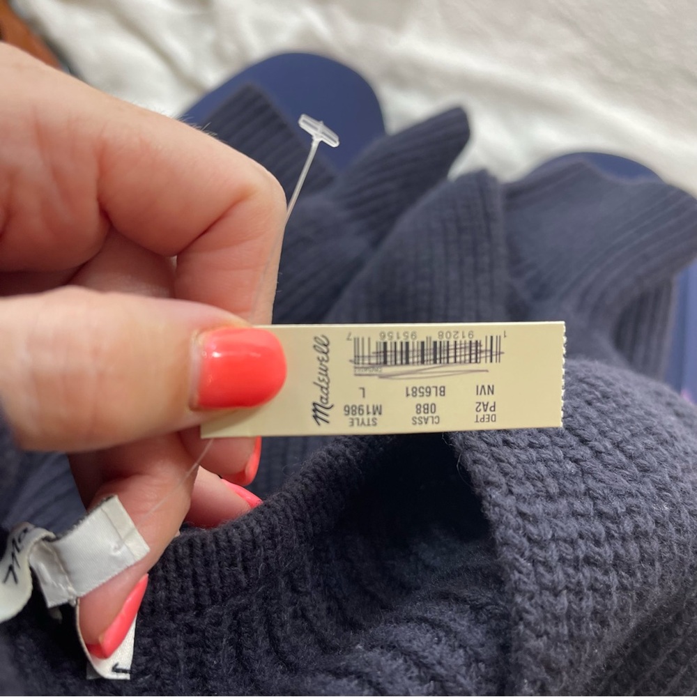 Madewell Women's V-Neck Ribbed Sweater - Navy - Picture 6 of 6